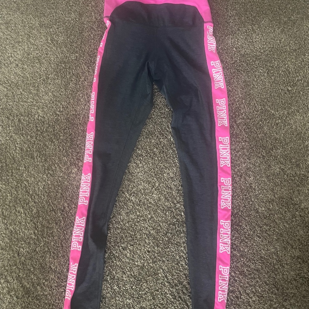 Victoria’s Secret pink leggings